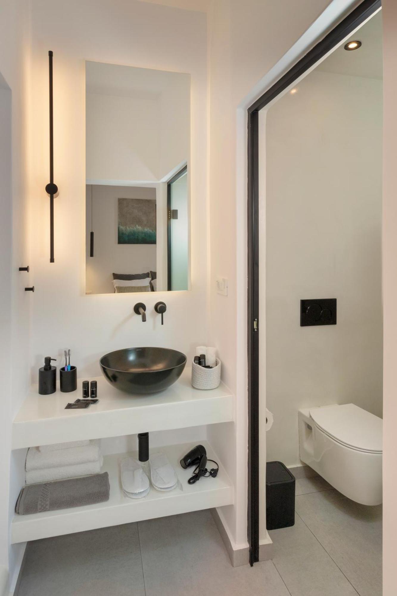 Linea Luxury Suites Fira  Exteriör bild